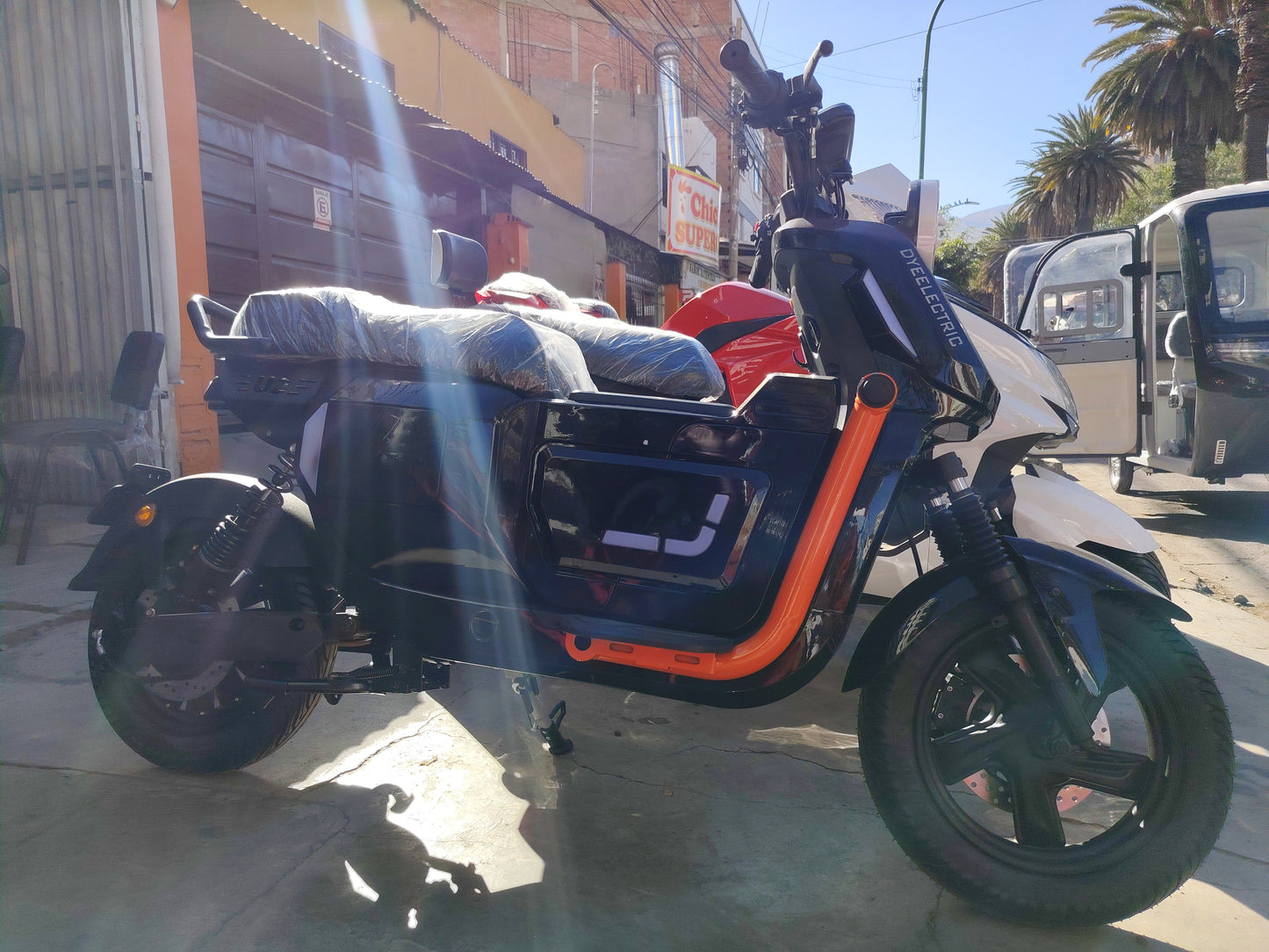 U2 Moto delibery